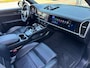 Porsche Cayenne 3.0 E-Hybrid / Pano'dak / Sport Chrono / Dealer onderhouden / Sfeerverl.