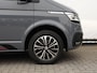 Volkswagen Transporter California Beach 2.0 TDI 150 pk Automaat | Navigatie | Airco | ACC | App connect | LED |  Stoelverwarming | Alarm | DAB+ | PDC | 17" LM velgen | Trekhaak |
