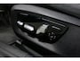 BMW 5-Serie 530e xDrive M Sport / Schuif-/kanteldak/ M Performance stoelen / M Sport Bodykit / Elektr. verstelbare voorstoelen / Harman Kardon Surround Sound / HUD / 20'' LMV / Rondomzichtcamera / Apple Carplay - Android Auto / Stoelverwarming / Ambienteverlichting / Adaptive Cruise Control / Grootlichtassistent / Shadow Line