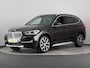 BMW X1 sDrive20i VDL Nedcar Edition (Afn. Trekhaak / Camera / Navi Pro / Head Up / 19'')
