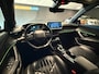 Peugeot e-2008 EV GT Pack 50 kWh|KEYLESS|LED|CARPLAY|STOELV|ACC|BLUETOOTH|DODEHOEK|SFEER|NAVI|360CAM|LEDER|18INCH|