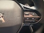 Peugeot e-2008 EV GT Pack 50 kWh|KEYLESS|LED|CARPLAY|STOELV|ACC|BLUETOOTH|DODEHOEK|SFEER|NAVI|360CAM|LEDER|18INCH|