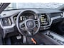 Volvo XC60 2.0 T6 Plug-in hybrid AWD R-Design | Stoelventilatie | Stoelmassage | Nappaleder | Trekhaak | 360 Graden Camera | LED Koplampen Adaptief | Harman Kardon Audio | BLIS | Verwarmde Voorruit | Panoramadak | Keyless Entry | Navigatie