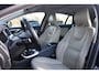 Volvo V60 2.4 D6 Twin Engine R-Design | Harman/Kardon | Trekhaak | Schuifdak | Stoelvw | BLIS | Adaptive-cruise | Standkachel |