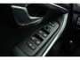Volvo V40 1.5 T3 R-Design | Automaat | Sportive uitvoering | Leder interieur | Standkachel Panorama dak | DAB+ | Camera | Lage km stand!