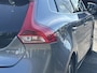 Volvo V40 1.5 T3 R-Design | Automaat | Sportive uitvoering | Leder interieur | Standkachel Panorama dak | DAB+ | Camera | Lage km stand!