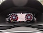 Skoda Karoq 1.5 TSI DSG ACT Sportline Business Trekhaak - Panoramadak -  Adaptieve Cr.control -Premium audio - Dodehoek detectie