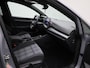 Volkswagen Golf 1.5 eHybrid GTE 272 PK| Panoramadak | Head-Updisplay | Stuurwielverwarming | Stoelverwarming | Navigatie | 18 Inch Velgen | LED Matrix