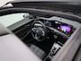 Volkswagen Golf 1.5 eHybrid GTE 272 PK| Panoramadak | Head-Updisplay | Stuurwielverwarming | Stoelverwarming | Navigatie | 18 Inch Velgen | LED Matrix
