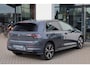Volkswagen Golf 1.5 eHybrid GTE 60mnd 100.000km garantie Black style LED matrix area view side assist adaptief onderstel DCC trekhaak 18" LMV discover navi stoel verwarming keyless acces privacy glas klasse III alarm stuurverwarming travel assist dynamische richtingaanwijzers