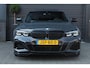 BMW 3-Serie 330e xDrive M Sport | Panoramadak | Adaptief M onderstel | Adaptieve Cruise Control | Stoel en Stuurverwarming