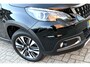 Peugeot 2008 Benzine 130 Pk * Allure * Navigatie * 1/2 Lederen Interieur * Climate & Cruise Control * L.M. Velgen * DAB Radio * Achteruitrij Camera & Parkeersensoren * Vingerhoets; Vierde Generatie Eersteklas Service. Al meer dan 100 jaar een begrip in de Brabantse Kempen.