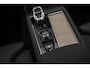 Volvo XC90 2.0 T8 Plug-in hybrid AWD Plus Dark | Facelift | Panoramadak | Head-Up display | 20" lichtmetalen velgen | 360 Camera | Getint glas | Google Maps navigatie |