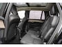 Volvo XC90 2.0 T8 Plug-in hybrid AWD Plus Dark | Facelift | Panoramadak | Head-Up display | 20" lichtmetalen velgen | 360 Camera | Getint glas | Google Maps navigatie |