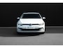Volkswagen Golf 1.5 TSI Life Business | Camera | Keyless | Stoel/Stuurverwarming | DCC |