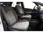 Volkswagen ID.3 First 58 kWh 3-Fase [ Navi Adapt.cruise Stoelverwarming ]