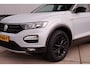 Volkswagen T-Roc 1.0 TSI Style Business | Adaptive Cruise | Climate | Carplay | DAB | Navi