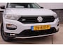 Volkswagen T-Roc 1.0 TSI Style Business | Adaptive Cruise | Climate | Carplay | DAB | Navi