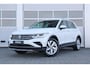Volkswagen Tiguan 1.4 TSI 245pk eHybrid Life | SoH 100% | Trekhaak | Achteruitrijcamera | Navigatie | Stoelverwarming