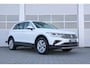Volkswagen Tiguan 1.4 TSI 245pk eHybrid Life | SoH 100% | Trekhaak | Achteruitrijcamera | Navigatie | Stoelverwarming