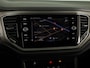Volkswagen T-Roc 1.0 TSI Style | Panoramadak | Parkeersensoren | navigatie | Apple carplay en android auto |