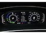 Volkswagen Tiguan 1.4 TSI eHybrid Life wegklapbare trekhaak achteruitrijcamera dealeronderhouden ACC digital cockpit pro draadloos carplay 3 zone climatronic lederen multifunctioneel stuurwiel lane assist 17" LMV bicolour met 4 seizoenenbanden