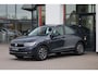 Volkswagen Tiguan 1.4 TSI eHybrid Life wegklapbare trekhaak achteruitrijcamera dealeronderhouden ACC digital cockpit pro draadloos carplay 3 zone climatronic lederen multifunctioneel stuurwiel lane assist 17" LMV bicolour met 4 seizoenenbanden