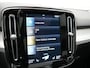Volvo XC40 T4 Recharge Inscription PHEV 211pk Dealer O.H | Trekhaak Af Fabriek | Panodak | Harman / Kardon | Camera | Sportstoelen Memory & Verwarmd | Cruise Control | Keyless | Apple Carplay | Verwarmd Stuur | Navigatie | Virtual | DAB | 18"L.M | Plug In Hybrid |