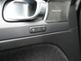 Volvo XC40 T4 Recharge Inscription PHEV 211pk Dealer O.H | Trekhaak Af Fabriek | Panodak | Harman / Kardon | Camera | Sportstoelen Memory & Verwarmd | Cruise Control | Keyless | Apple Carplay | Verwarmd Stuur | Navigatie | Virtual | DAB | 18"L.M | Plug In Hybrid |