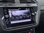 Volkswagen Tiguan 1.4 TSI eHybrid R-Line Business+ | Pano dak | Elek Achterklep | Trekhaak | Camera | Stoelverwarming | ACC | 20'' |