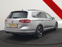 Volkswagen Passat Variant 1.4 TSI GTE Business PHEV 218pk Dealer O.H | Panodak | Adaptive Cruise | 360 Camera | IQ Light | Lederen Sportstoelen Massage & Verwarmd | Blis | Keyless | Apple Carplay | Navigatie | Virtual | DAB | 18"L.M | IQ Drive | Plug In Hybrid |