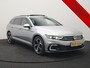 Volkswagen Passat Variant 1.4 TSI GTE Business PHEV 218pk Dealer O.H | Panodak | Adaptive Cruise | 360 Camera | IQ Light | Lederen Sportstoelen Massage & Verwarmd | Blis | Keyless | Apple Carplay | Navigatie | Virtual | DAB | 18"L.M | IQ Drive | Plug In Hybrid |