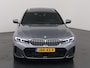 BMW 3-Serie Touring 330e | M-Pakket | BMW LED | Panormadak | Curved Display | HUD | M-Sportstoelen | Ele.verstelbare stoelen + geheugen | Camera | DAB | Adaptieve Cruise Control | Ele. kofferdeksel |