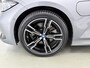 BMW 3-Serie Touring 330e | SOH 97,8% | M-Pakket | BMW LED | Panormadak | Curved Display | HUD |  Elek. M-Sportstoelen met Geheugen | Parkeercamera | DAB | Cruise Control Adaptief | Elek. Achterklep | Apple Carplay/Android Auto |
