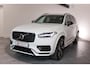 Volvo XC90 2.0 T8 Recharge AWD Plus Dark, 455PK, Longrange, Trekhaak draaibaar, Pilot Assist, Zeer nette auto!