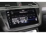 Volkswagen Tiguan Allspace 1.5 TSI, 2x R-line, Blackstyle, 7-Persoons, Panoramadak, Head-up Display, ACC, Apple CarPlay/Android Auto, Digitale Cockpit, Stoelverwarming,