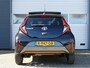 Toyota Aygo X 1.0 VVT-i S-CVT Limited | AUTOMAAT | Vouw Dak | Stoelverwarming | Navigatie | Start/Stopknop | Parkeercamera Achter | Climate Control | Parkeersensoren Rondom |