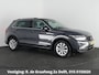Volkswagen Tiguan 1.5 TSI Life Business | Navigatie | Camera | Cruise Control Adaptieve |