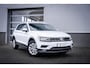 Volkswagen Tiguan 1.4 TSI Comfortline Business | Achteruitrijcamera | Parkeersensor voor en achter | Trekhaak