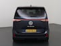 Volkswagen ID. Buzz Pro Advantage 77 kWh | SOH 96% | Elektrisch verstelbare Comfortstoelen | Navigatie | Camera | DAB | Stoelverwarming | DAB | Apple CarPlay/Android Auto | Elektrische schuifdeuren | Trekhaak | 5 Persoons | Ele. kofferdeksel |