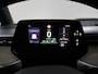 Volkswagen ID. Buzz Pro Advantage 77 kWh | SOH 96% | Elektrisch verstelbare Comfortstoelen | Navigatie | Camera | DAB | Stoelverwarming | DAB | Apple CarPlay/Android Auto | Elektrische schuifdeuren | Trekhaak | 5 Persoons | Ele. kofferdeksel |