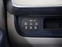 Volkswagen ID. Buzz Pro Advantage 77 kWh | SOH 96% | Elektrisch verstelbare Comfortstoelen | Navigatie | Camera | DAB | Stoelverwarming | DAB | Apple CarPlay/Android Auto | Elektrische schuifdeuren | Trekhaak | 5 Persoons | Ele. kofferdeksel |