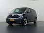 Volkswagen ID. Buzz Pro Advantage 77 kWh | SOH 96% | Elektrisch verstelbare Comfortstoelen | Navigatie | Camera | DAB | Stoelverwarming | DAB | Apple CarPlay/Android Auto | Elektrische schuifdeuren | Trekhaak | 5 Persoons | Ele. kofferdeksel |
