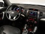 Kia Sorento 2.4 X-clusive Sport (PANORAMADAK,NAVI,CLIMATE,CRUISE,STOELVERWARMING,ELEKTRISCHE STOELEN,GETINT,TREKHAAK,LM VELGEN)