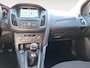 Ford Focus Wagon 1.0 Titanium | Navigatie | Parkeersensoren V+A | All Weather Banden | Metaallak
