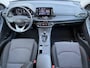 Hyundai i30 1.0 T-GDi MHEV Comfort Smart / Stoel-/Stuurverwarming / Cruise Control / Achteruitrijcamera / Navigatie d.m.v. Apple Carplay/Android Auto / Winterset /