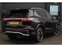 Volkswagen Tiguan 2.0 TSI 4Motion R-line Elegance | Panoramadak | Trekhaak | HUD | ACC | DCC | 360 Camera | Full Options