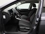 Volkswagen Polo 1.0 TSI Life | 95 PK | Airco | Digital Cockpit | Parkeersensoren Voor + Achter | Trekhaak (Afneembaar) | App Connect