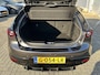 Mazda 3 2.0 e-SkyActiv-X M Hybrid 180 Luxury | Lederen bekleding| Apple Car play| Led koplampen | Voorstoelen verwarmd| Pasrkeersensors voor en achter|