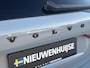 Volvo XC60 2.0 T6 Plug-in hybrid AWD Ultra Black Edition | Harman Kardon Audio | Head-up Display | 360 Graden Camera | Panoramadak | Lichtmetalen Velgen 21 inch | Elektrisch Verstelbare Voorstoelen | Keyless Entry | BLIS